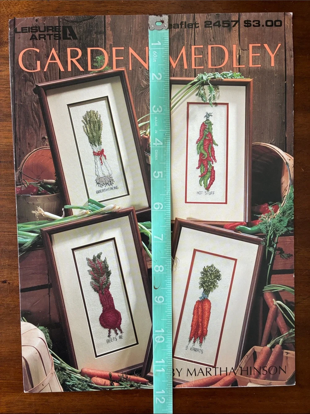 “Garden Medley” Cross-Stitch Leaflet 2457 — Leisure Arts (1993)